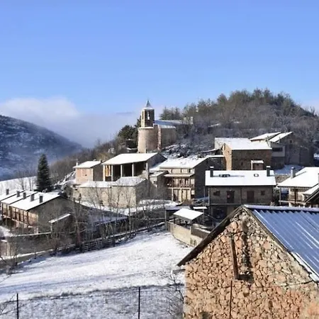 Preciosa Cal Felipet En Olopte-cerdanya *