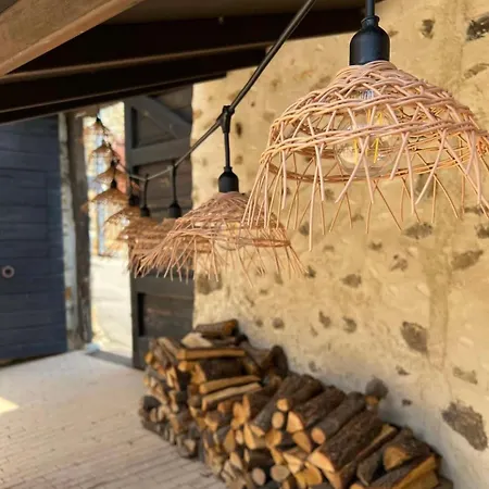 Preciosa Cal Felipet En Olopte-cerdanya Olopte