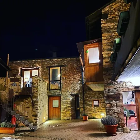 Preciosa Cal Felipet En Olopte-cerdanya